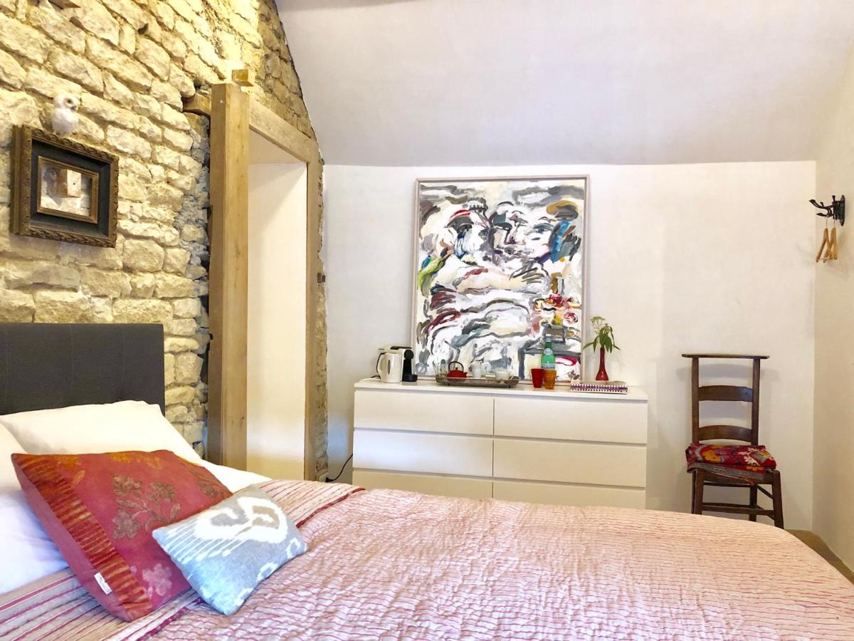Bed and Breakfast La Cour Des Delices Gigny  Exteriér fotografie