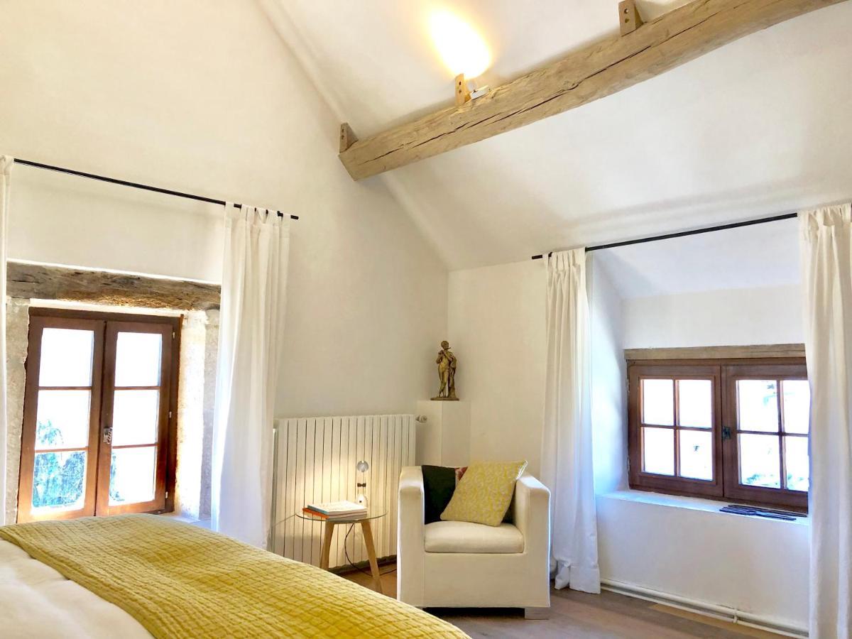 Bed and Breakfast La Cour Des Delices Gigny  Exteriér fotografie
