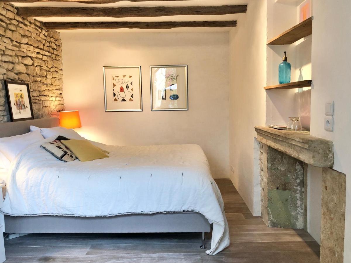 Bed and Breakfast La Cour Des Delices Gigny  Exteriér fotografie
